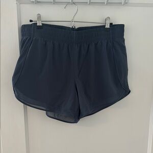 Grey Athleta Mesh Racer Run Mid Rise 4 inch Shorts